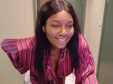 Watch itsanna_b live
