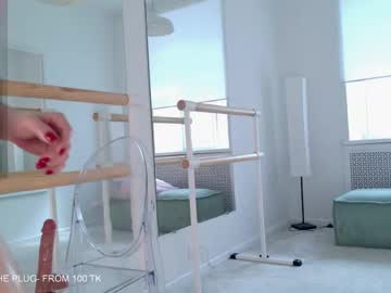 Watch milly_shy live