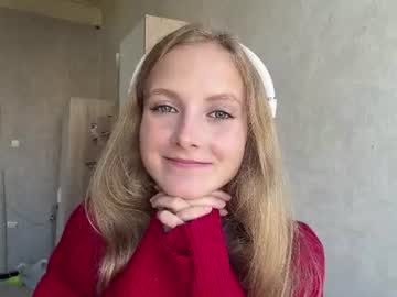 Watch neelyschwartzenbur live