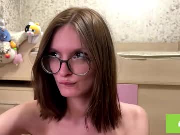 Watch robynsentinella live