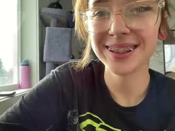 Watch subi_slut live